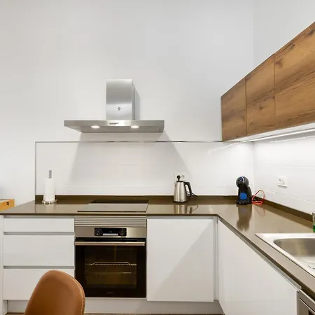Casa Ovoe テロル
